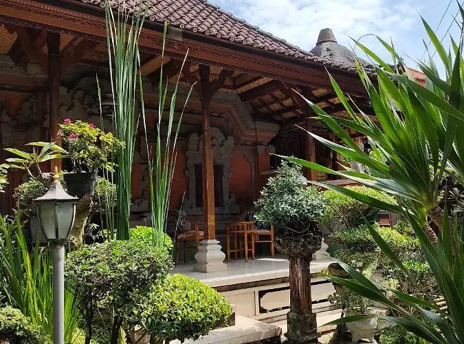 Dika Ubud